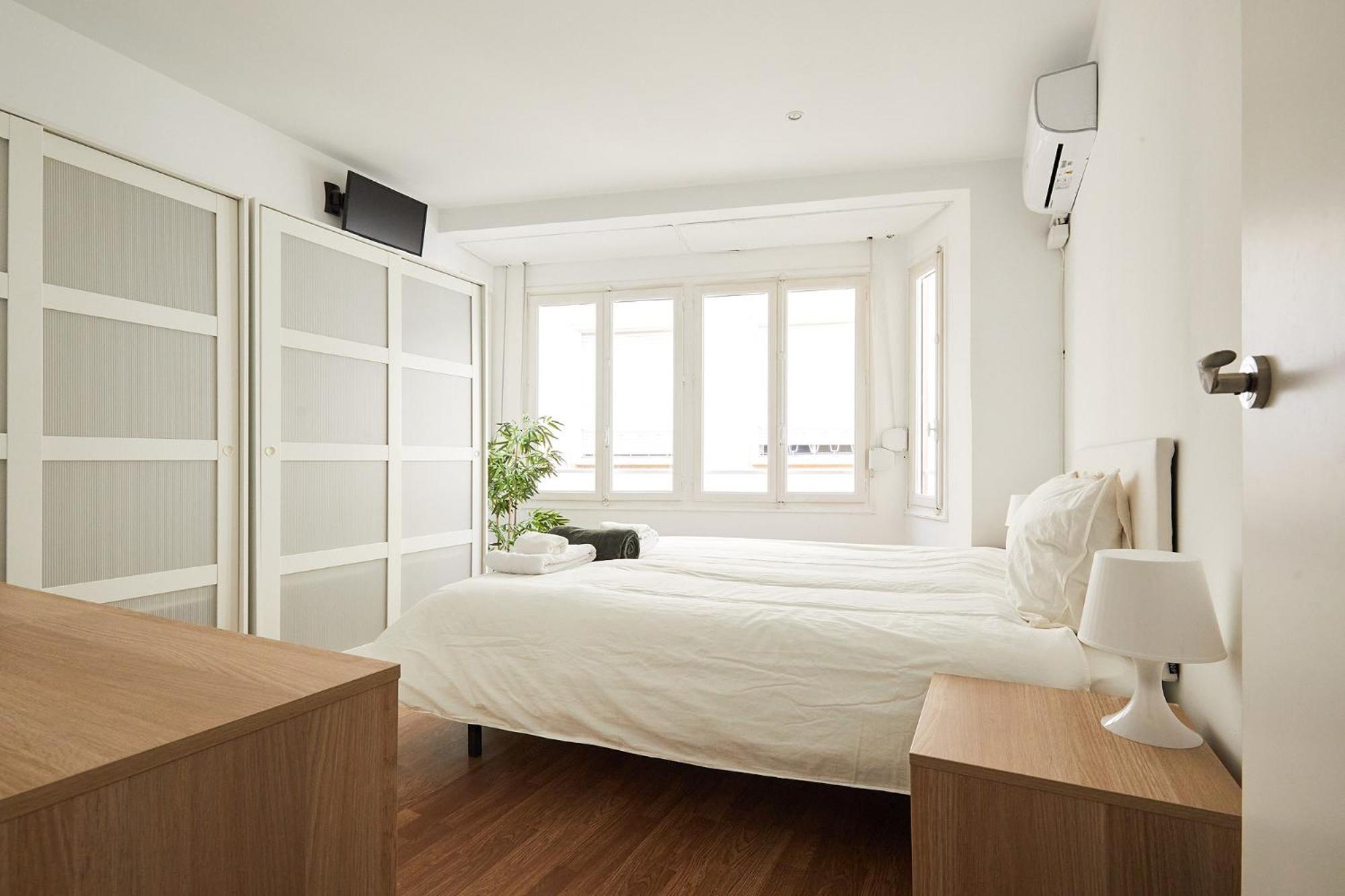 Low Cost Apartments Center Elche Extérieur photo
