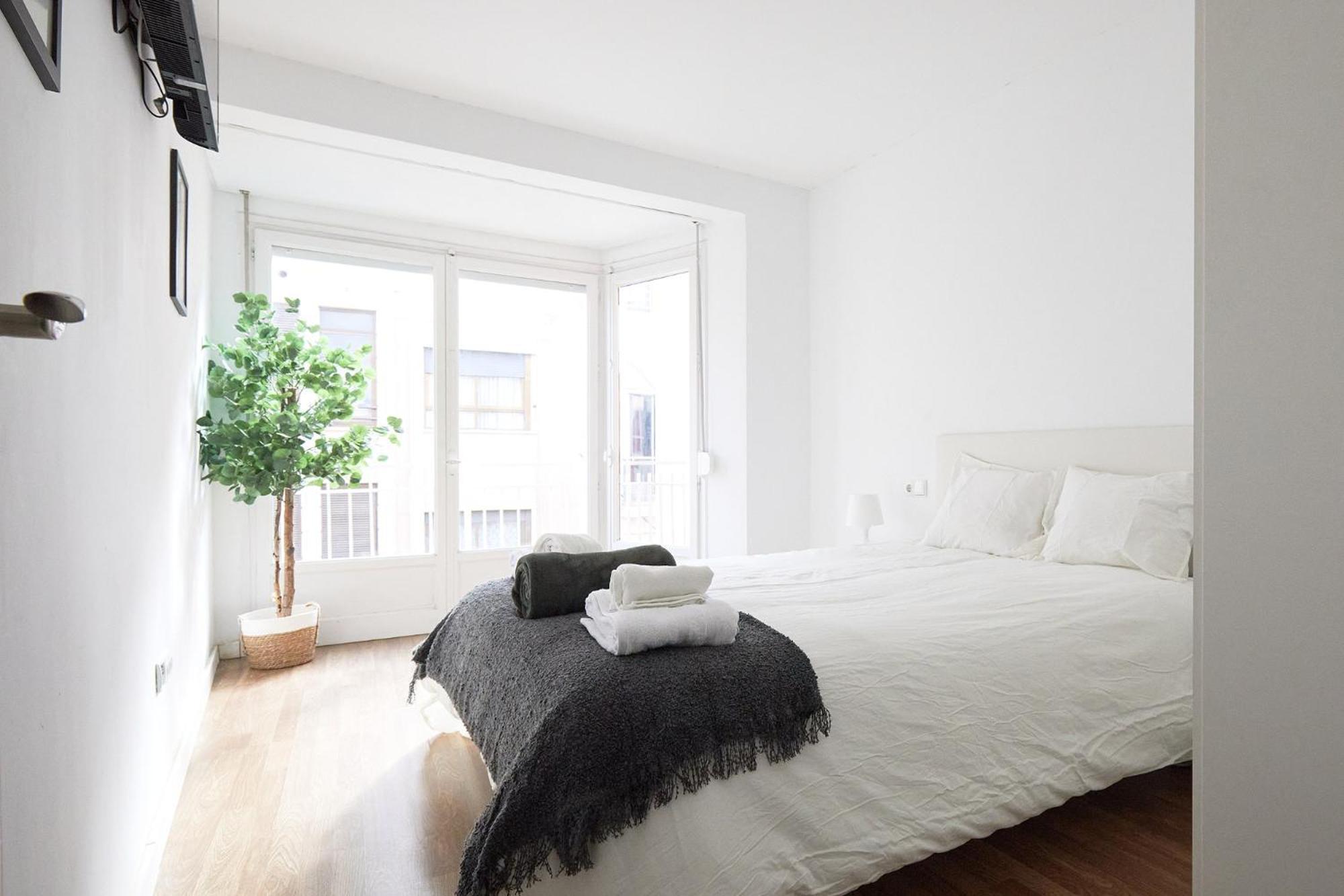 Low Cost Apartments Center Elche Extérieur photo